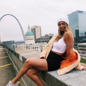 Meet your Posher, Ally